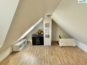 Pronájem bytu 3+kk, Praha - Hrdlořezy, Českobrodská, 65 m2