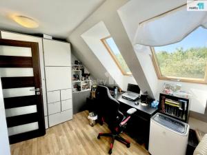 Pronájem bytu 3+kk, Praha - Hrdlořezy, Českobrodská, 65 m2