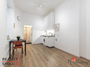 Pronájem bytu 1+kk, Brno - Zábrdovice, Körnerova, 21 m2