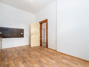 Prodej bytu 2+1, Praha - Smíchov, Elišky Peškové, 80 m2