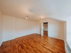 Prodej bytu 3+kk, Praha - Radlice, Na Farkáně III, 80 m2