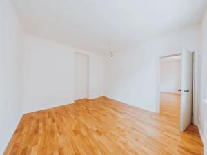 Prodej bytu 3+kk, Praha - Radlice, Na Farkáně III, 80 m2
