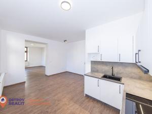 Pronájem bytu 2+kk, Šumperk, Langrova, 67 m2