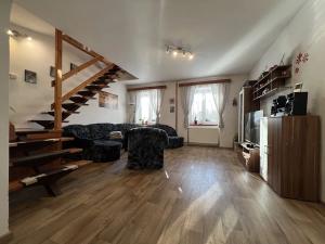 Prodej rodinného domu, Červený Kostelec, Borek, 256 m2