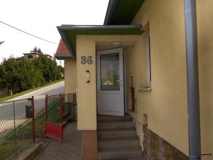 Prodej rodinného domu, Pohled, 144 m2