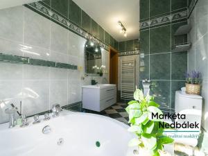 Prodej bytu 3+kk, Zlín, Pastviska, 69 m2