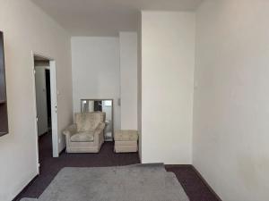 Pronájem obchodního prostoru, Praha - Vinohrady, Kouřimská, 50 m2