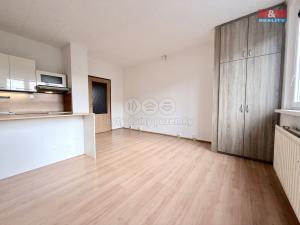 Pronájem bytu 2+kk, Jablonec nad Nisou, Lípová, 43 m2