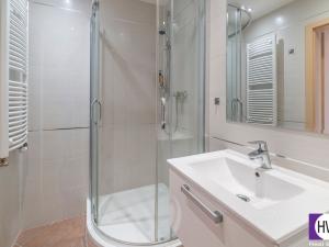 Pronájem bytu 1+kk, Praha - Žižkov, Olšanská, 35 m2