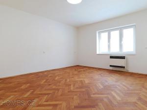 Pronájem bytu 2+1, Praha - Libeň, U libeňského pivovaru, 72 m2