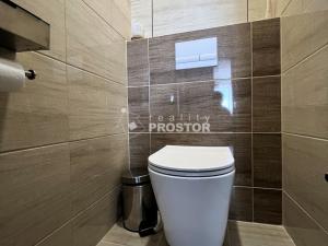 Prodej bytu 3+1, Praha - Letňany, Frýdecká, 71 m2