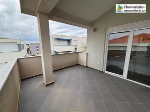 Prodej bytu 3+1, Novalja, Chorvatsko, 54 m2