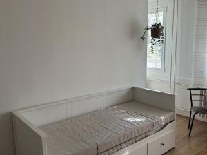 Pronájem bytu 1+kk, Kladno, Anglická, 28 m2