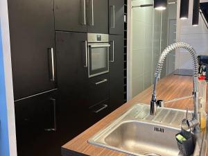 Prodej bytu 3+1, Praha - Stodůlky, Bašteckého, 76 m2