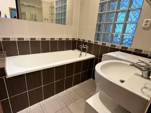Pronájem bytu 2+kk, Liberec, Vlnařská, 44 m2