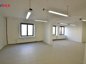 Prodej činžovního domu, Uničov, Masarykovo nám., 307 m2
