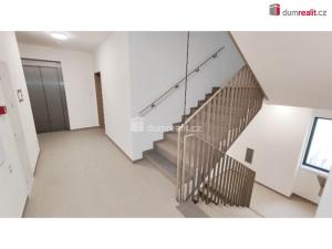 Pronájem bytu 1+kk, Praha - Libeň, Nad Kolčavkou, 30 m2