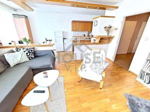 Prodej bytu 4+1, Praha - Řepy, Laudova, 104 m2