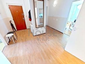 Prodej bytu 4+1, Praha - Řepy, Laudova, 104 m2