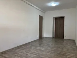 Pronájem bytu 1+1, České Budějovice - České Budějovice 4, Dobrovodská, 41 m2