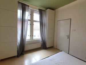 Pronájem bytu 2+kk, Praha - Vinohrady, Slezská, 50 m2
