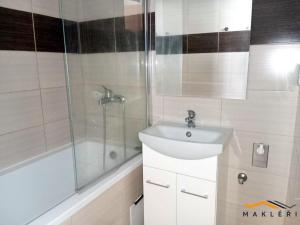 Pronájem bytu 3+1, Nový Rychnov, 63 m2