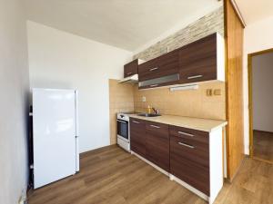 Pronájem bytu 2+kk, Teplice - Trnovany, Trnovanská, 42 m2
