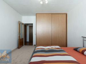 Pronájem bytu 3+1, Praha - Podolí, Kubištova, 93 m2
