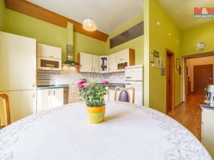 Prodej bytu 2+1, Karlovy Vary - Drahovice, Vítězná, 68 m2