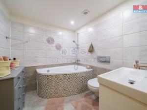 Prodej bytu 2+1, Karlovy Vary - Drahovice, Vítězná, 68 m2