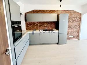 Pronájem bytu 2+kk, Praha - Holešovice, Jankovcova, 44 m2