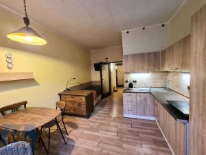 Pronájem bytu 1+kk, Praha - Záběhlice, Záběhlická, 27 m2