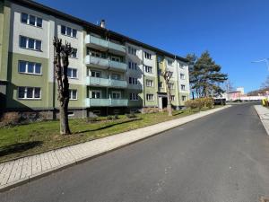 Prodej bytu 2+1, Nová Role, Tovární, 54 m2