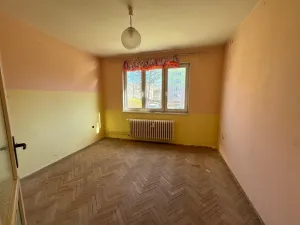 Prodej bytu 2+1, Nová Role, Tovární, 54 m2