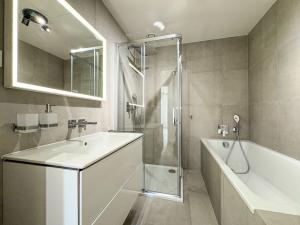 Pronájem bytu 2+kk, Praha - Vysočany, Oktábcových, 54 m2
