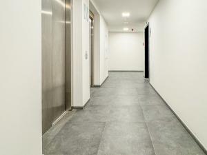 Pronájem bytu 2+kk, Praha - Vysočany, Oktábcových, 54 m2