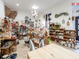 Pronájem obchodního prostoru, Velké Meziříčí, Náměstí, 60 m2