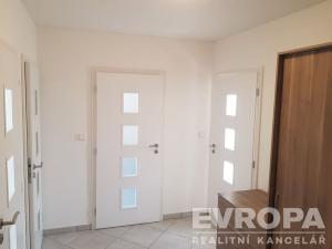 Pronájem bytu 2+kk, Hrádek nad Nisou, 1. máje, 55 m2