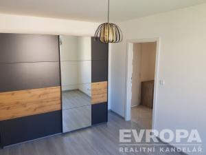 Pronájem bytu 2+kk, Hrádek nad Nisou, 1. máje, 55 m2