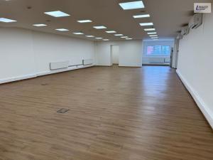 Pronájem obchodního prostoru, Praha - Háje, Hviezdoslavova, 364 m2