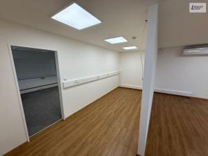 Pronájem obchodního prostoru, Praha - Háje, Hviezdoslavova, 364 m2