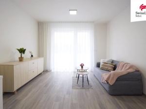 Pronájem bytu 1+kk, Praha - Troja, Mazurská, 32 m2