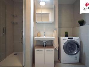 Pronájem bytu 1+kk, Praha - Troja, Mazurská, 32 m2