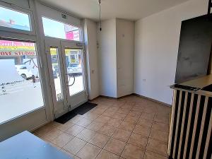 Pronájem obchodního prostoru, Břeclav, Jungmannova, 25 m2