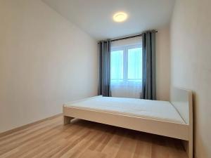 Pronájem bytu 2+kk, Praha - Třebonice, Do zahrádek I, 55 m2