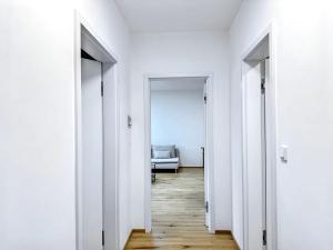 Pronájem bytu 2+kk, Praha - Krč, 56 m2