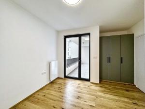 Pronájem bytu 2+kk, Praha - Krč, 56 m2