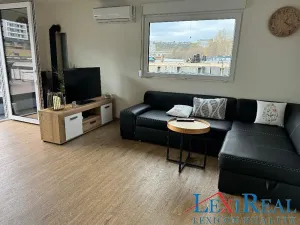 Prodej apartmánu, Praha - Holešovice, Sanderova, 65 m2