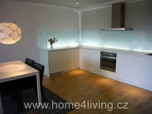 Pronájem bytu 2+kk, Brno, Kosmova, 62 m2