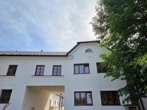 Prodej bytu 2+kk, Třeština, 58 m2